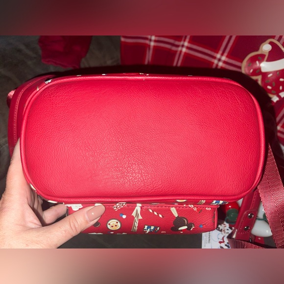 Disney parks Loungefly Christmas holiday snacks set - Picture 4 of 11